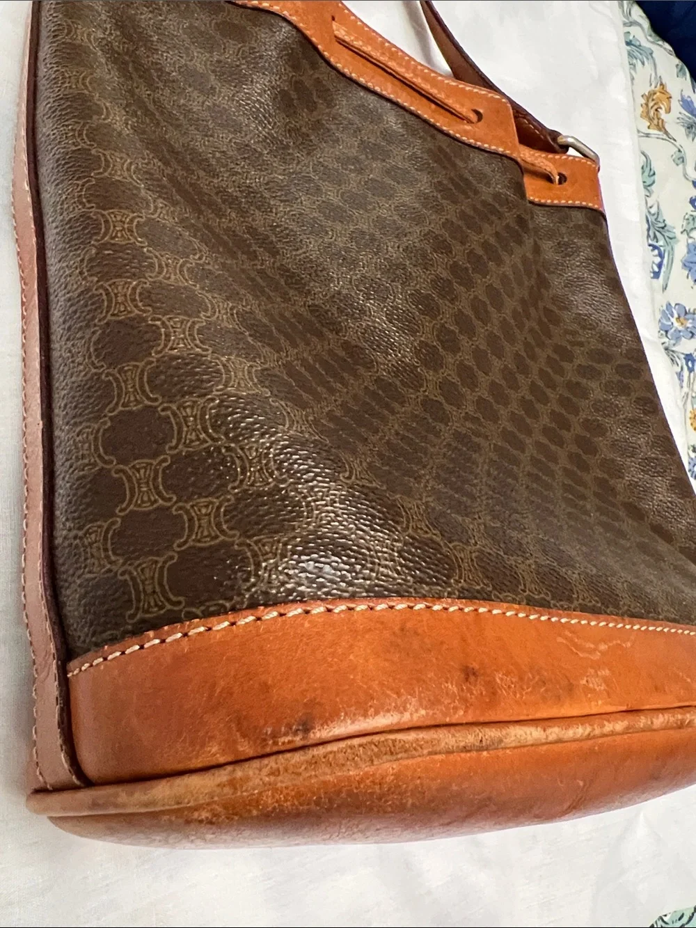 Celine Brown Leather-Trim Bucket Shoulder Bag - Picture 11 of 15
